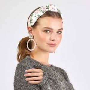 Lele Sadoughi Liberty floral knot headband. NWT